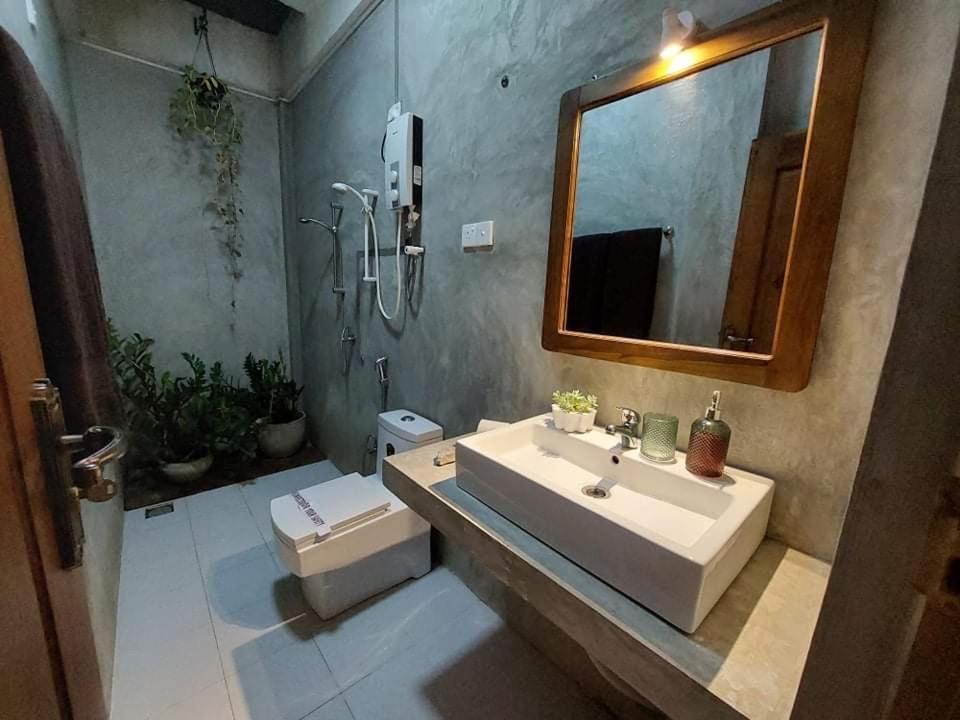 Kingcity Resort Anuradhapura Ngoại thất bức ảnh
